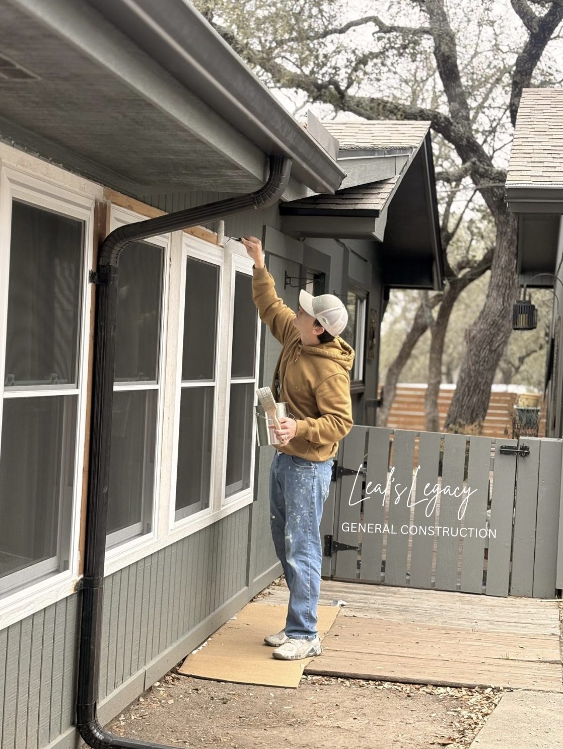 Exterior siding and gutter paint touch-up